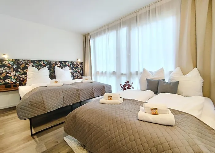 Design-apartment Für Bis Zu 4 Im 1 Og, Modern, Dachterrasse, Grill, Ruhige Lage, Plus, Wii, Lan Und Wlan *